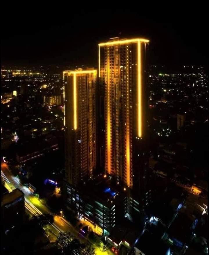 Horizon 101 A1 Shortwalk Robinson Mall Mango Square Bars Free Pool Apartment Cebu Exterior photo