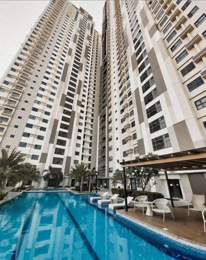 Horizon 101 A1 Shortwalk Robinson Mall Mango Square Bars Free Pool Apartment Cebu Exterior photo